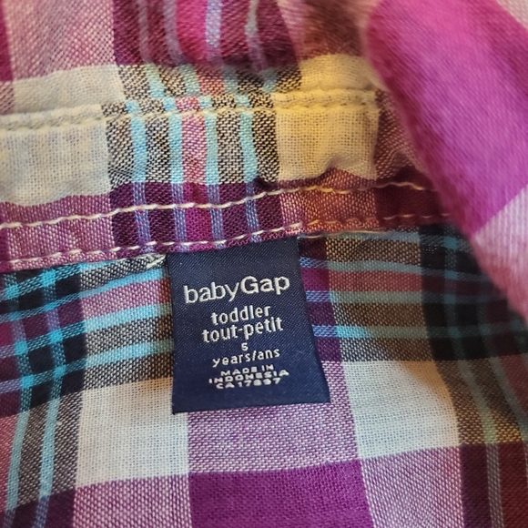 GAP Button-Down Plaid Long Sleeves Shirt, Boys, Size 5 Toddler - Picture 8 of 9